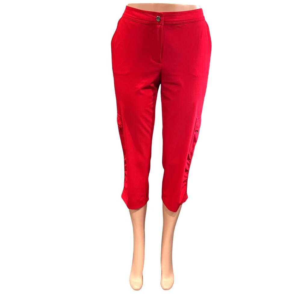 Chicos Zenergy Red Luxury Soft Stretch Capris Zipper Cargo Pockets Size 0